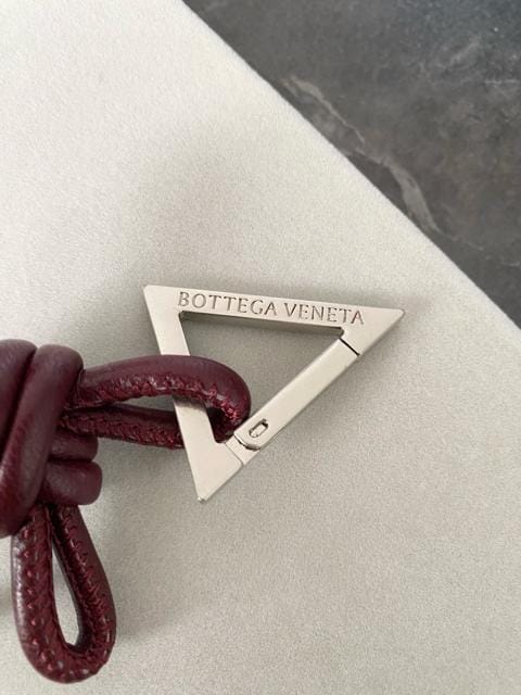 BOTTEGA VENETA {beK Fl^ L[`[ L[z_[  uh 