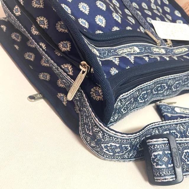 ViLeSportsac X|[gTbN OLIVADES ]@[h V_[obO |[` 7507 L Zbg  t@bV 