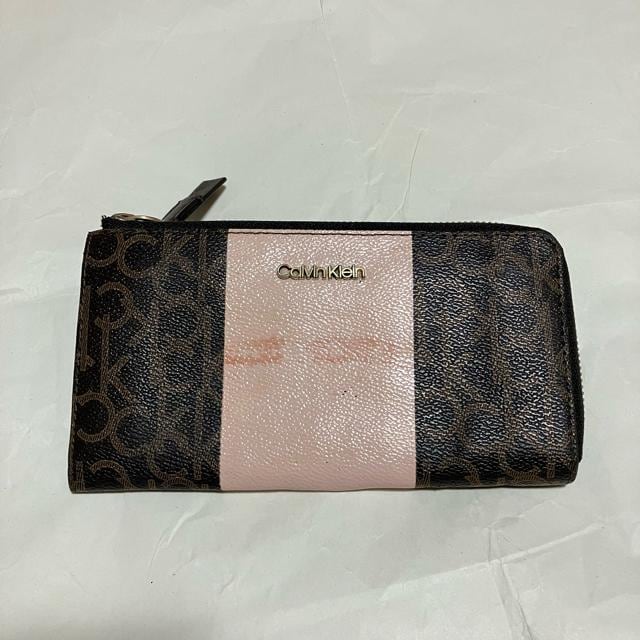 yCalvin Klein / JoNCz Lt@Xi[ / z   uh 