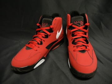 Vi@NIKE@GA}GXgtCg@/@QXZ`