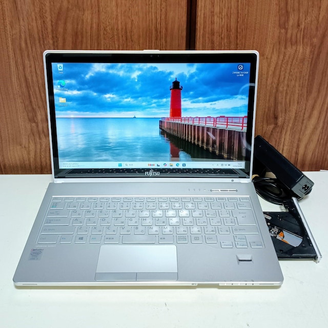 FUJITSU LIFEBOOK Corei5 12GB SSD512GB WebJ DVD ^b`pl Win11  PC{/Ӌ@ 