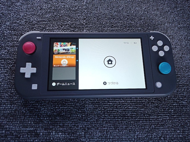 Nintendo Switch Lite { 聦   Q[{/\tg 