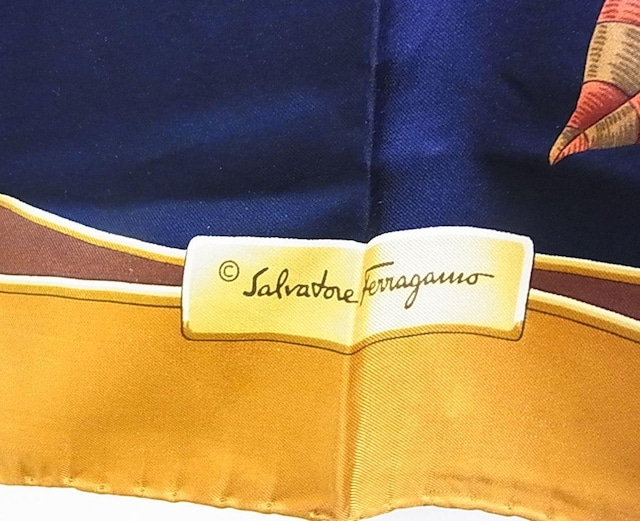 500~X^KiiSalvatore Ferragamo T@g[tFKVN唻XJ[t85~85cm^Ȃj  uh 