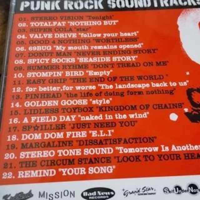 CD PUNK ROCK SOUNDTRACKS vol.1  CD/DVD/rfI 