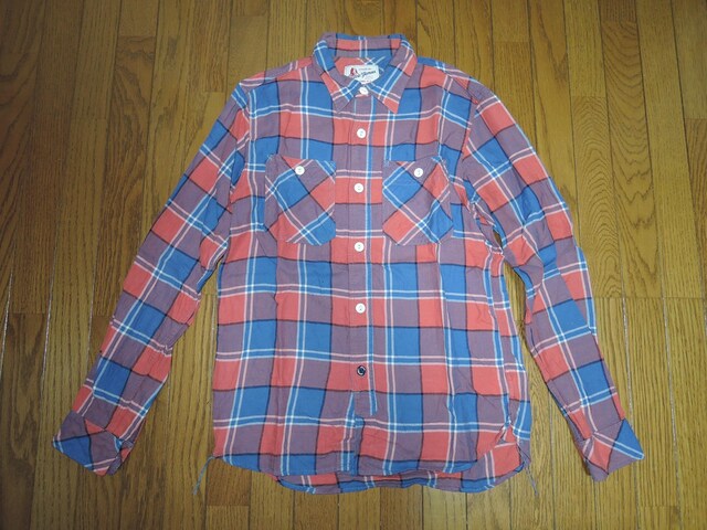 HYSTERIC GLAMOUR qXebNO}[ `FbNVc S Ԑn Vc   uh 