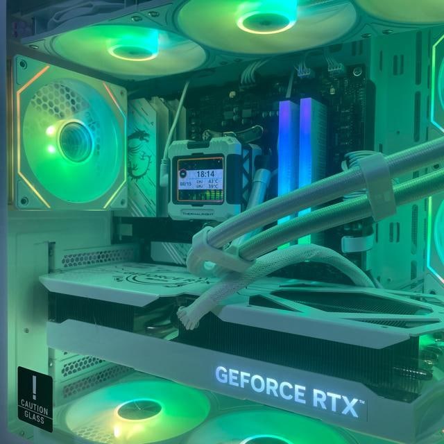yO{ȊOVizQ[~OPC Ryzen7 7800X3D RTX4070Ti 32GB SSD1TB 850W  PC{/Ӌ@ 