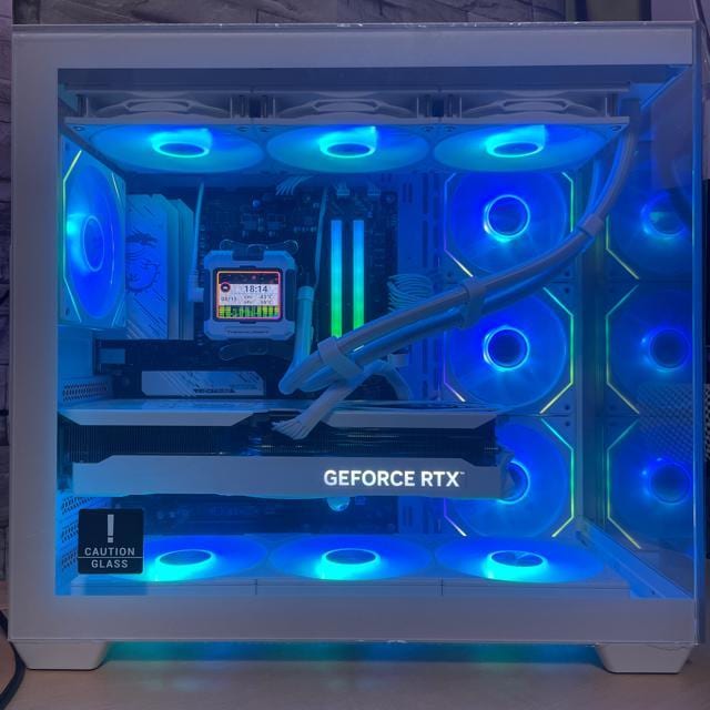yO{ȊOVizQ[~OPC Ryzen7 7800X3D RTX4070Ti 32GB SSD1TB 850W  PC{/Ӌ@ 
