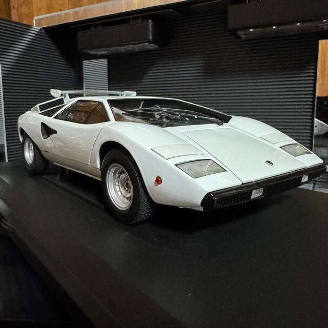 ŖWi  1/18{M[j JE^bNLP400[tEBO   zr[ 