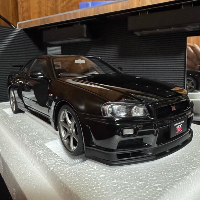 Wi I[gA[g1/18 YXJCCGT-R R34 V-SPECU   zr[ 
