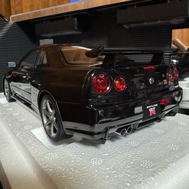 Wi I[gA[g1/18 YXJCCGT-R R34 V-SPECU  zr[ 