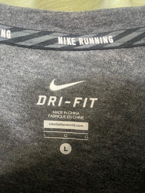 NIKE RUNNING iCL@VlbNTVc LTCY O[ DRI-FIT  TVc L ˃V[L@|PbgL  uh 