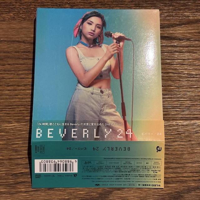 yBeverlyz24 (Blu-rayt)   CD/DVD/rfI 