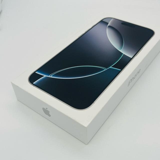 J@iPhone 16 Pro Max 256 GB SIMt[@{  Ɠd/AV 