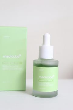 MEDICUBE(fBL[u)  GN\\[VJAv