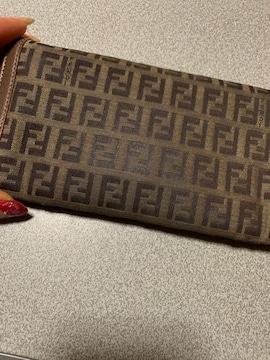 FENDI z