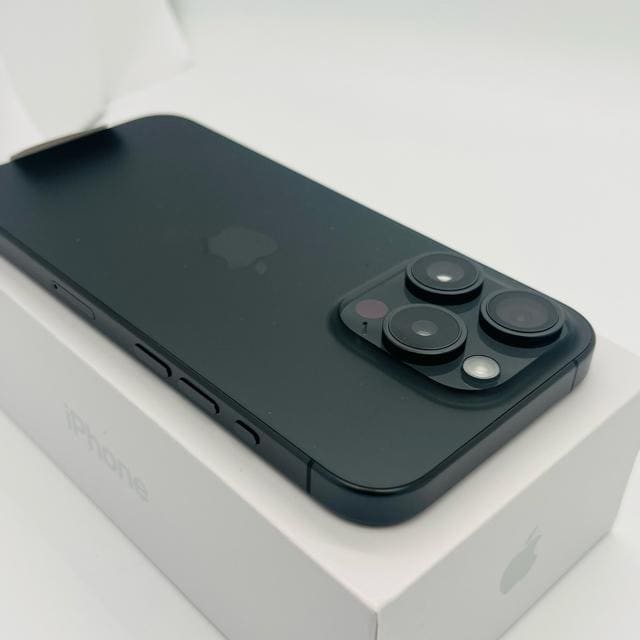 gp@iPhone 15 Pro 256 GB SIMt[@ubN@{  Ɠd/AV 