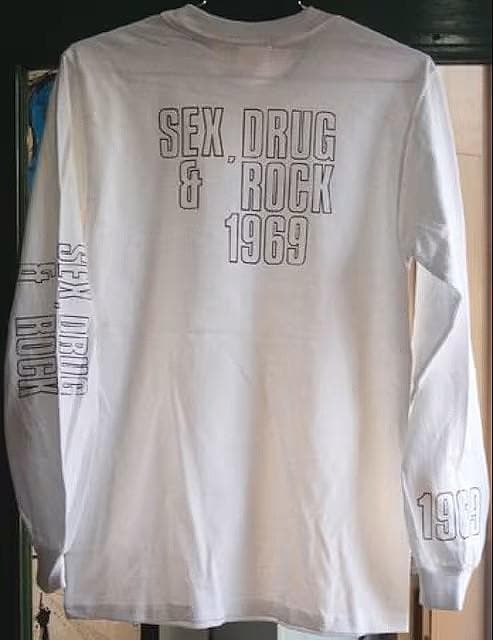 IWi Sex,Drug and Rock OX[u TVc bN M  jt@bV 