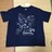 ユニクロ×リサラーソン・猫キャラクター柄Tシャツ。ネイビー