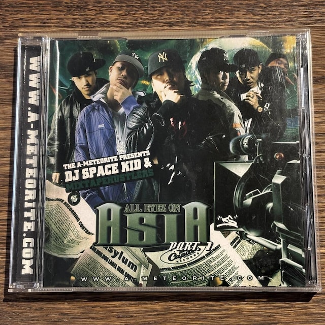 yDJ SPACE KIDzAll Eyes on A.S.I.A   CD/DVD/rfI 