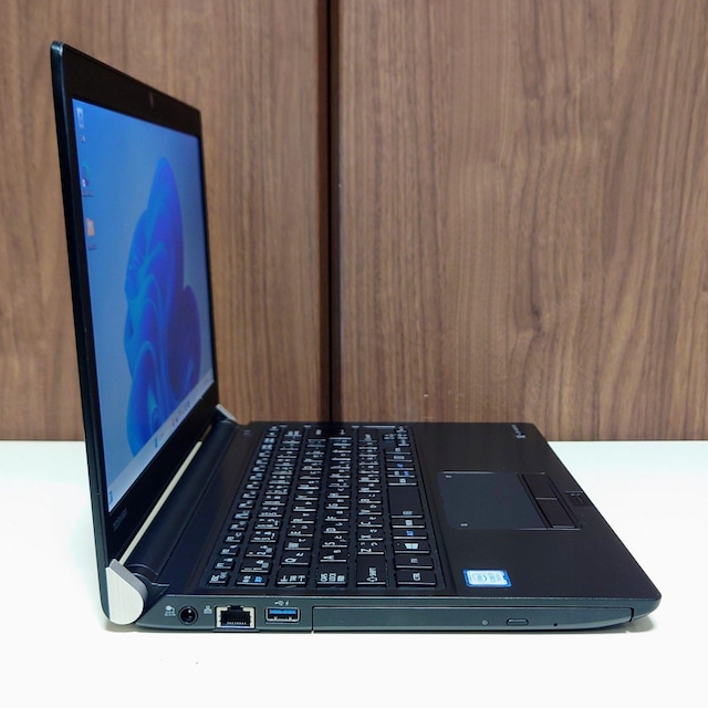 TOSHIBA dynabook Corei7 16GB M.2 SSD512GB Windows11 Office2024  PC{/Ӌ@ 