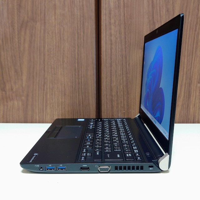 TOSHIBA dynabook Corei7 16GB M.2 SSD512GB Windows11 Office2024  PC{/Ӌ@ 