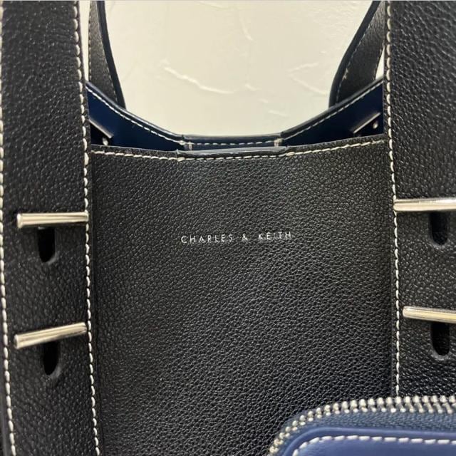 CHARLES & KEITH _unh@X[`[obO  uh 
