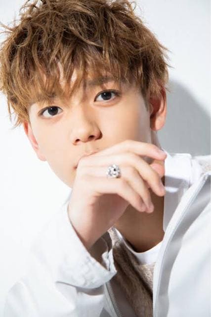 yzFANTASTICSDIʐ^tHg10Zbg A  ^gObY 