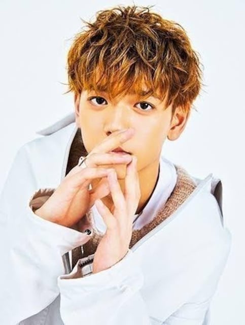 yzFANTASTICSDIʐ^tHg10Zbg A  ^gObY 