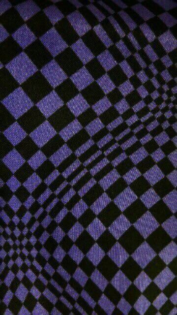Vio_i􉽊wblack/purple   t@bV 