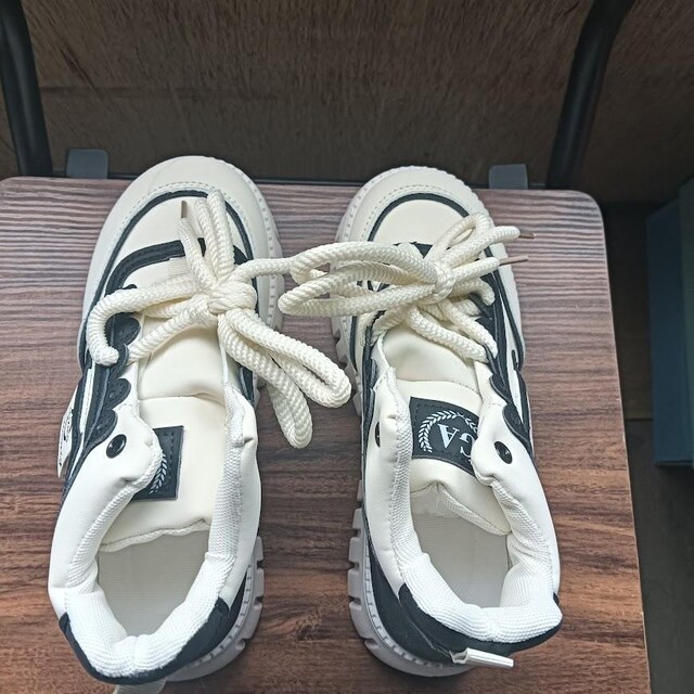 Vi 22.5cm fB[X Xj[J[ zCg V[Y C   t@bV 