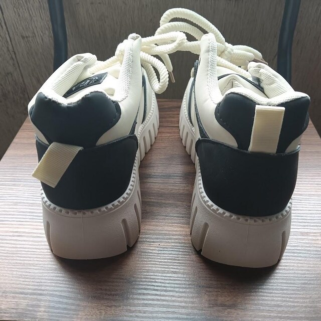 Vi 22.5cm fB[X Xj[J[ zCg V[Y C   t@bV 