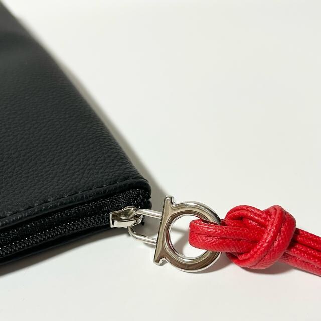 i Salvatore Ferragamo tFK K`[j MAGNIFICA U[ |[` Nb`obO  uh 