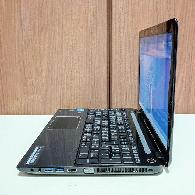 TOSHIBA dynabook Corei7 16GB SSD512GB  WebJ u[C Excel Word  PC{/Ӌ@ 