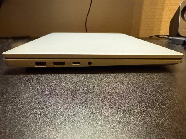 Lenovo Ideapad Slim 5 Light Gen 8iAMDj  PC{/Ӌ@ 