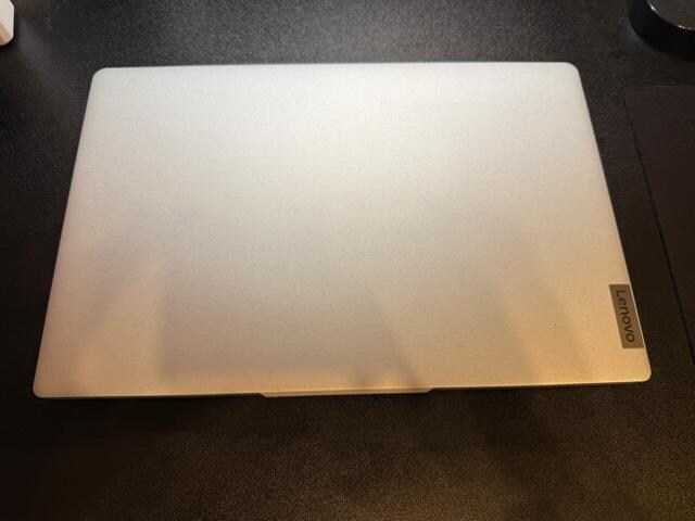 Lenovo Ideapad Slim 5 Light Gen 8iAMDj  PC{/Ӌ@ 
