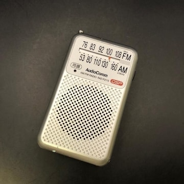  Audio Comm AM/FM RADIO WI RAD-P211S