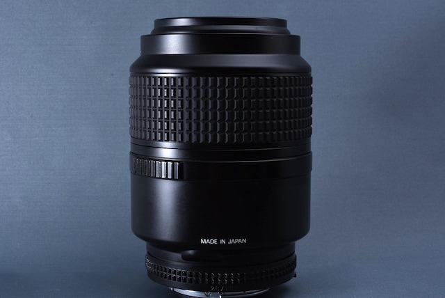 Nikon AF MICRO NIKKOR 105mm f2.8 Pœ_ jR  Ɠd/AV 