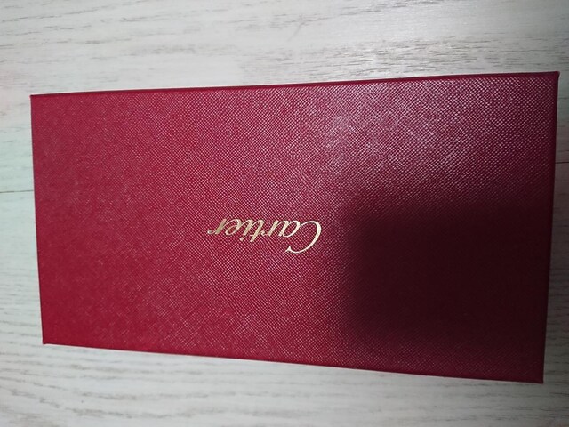 Cartier@ϔ   uh 