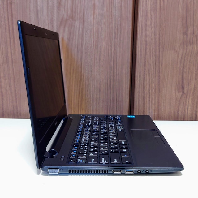 MouseComputer Corei7 8GB SSD256GB Windows11 Office2024 tHD  PC{/Ӌ@ 