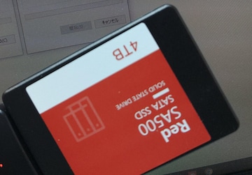 I킯艿iISSD4TBeʁI2.5SATA^P/SeXg