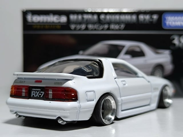 yg~Jv~Az}c_ Toi RX-7