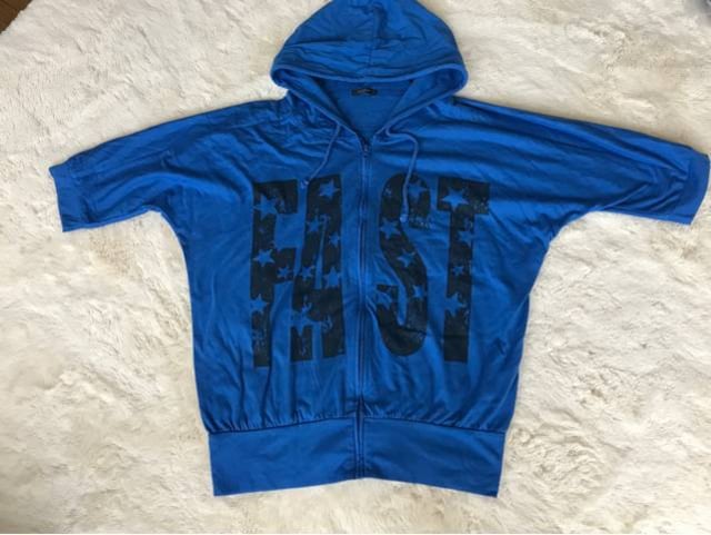qp  h} p[J[  MTCY   t@bV 