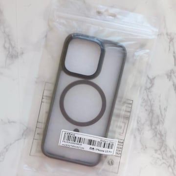 MagSafeΉ ubNVR iPhone15propP[X@NA
