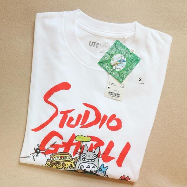 yUNIQLO~X^WIWuzLN^[sVc@STCY  jt@bV 