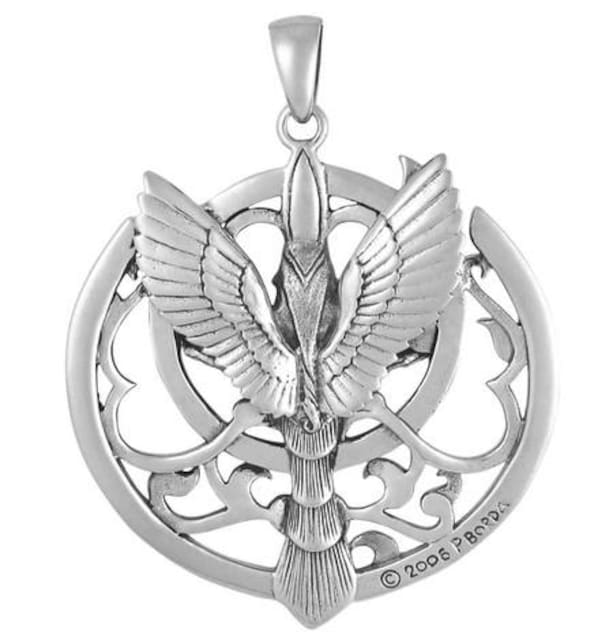 DD: Silver Queen of Heaven Pendant  ANZT[/v 