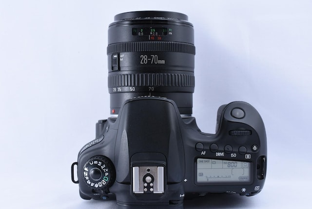 ɔi Canon EOS 60D YZbg Canon ZOOM LENS EF 28-70mm  Ɠd/AV 