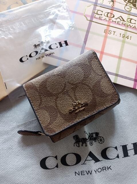 COACHVOl`[.O܂RpNgzjOKifGR[` 