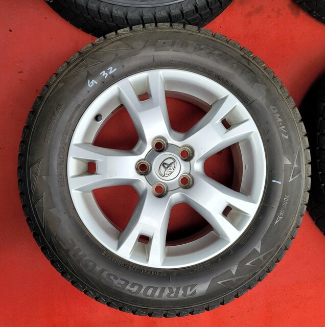 TOYOTA (g^) RAV4  17~7J(+45)PCD114.3-5H BRIDGESTONE (uaXg)  /oCN