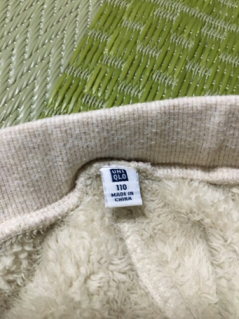 UNIQLO jN@̎q@H~XJ[g