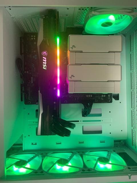 Radeon RX 6800 GAMING X TRIO 16G OtBbN{[h